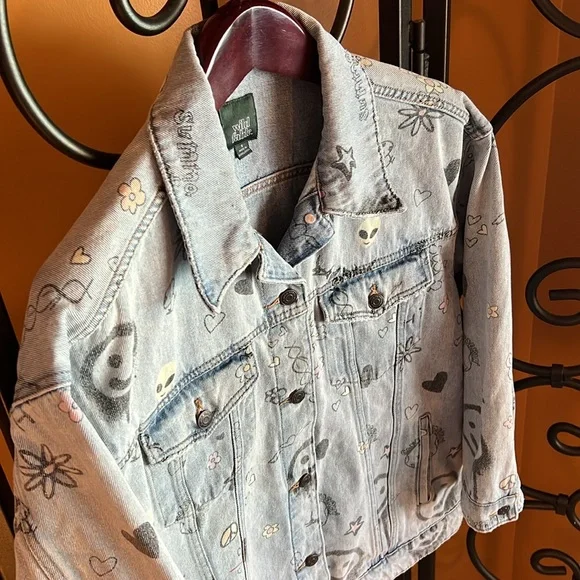 WILD FABLE Wild Graffiti Jean Jacket - Picture 3 of 16
